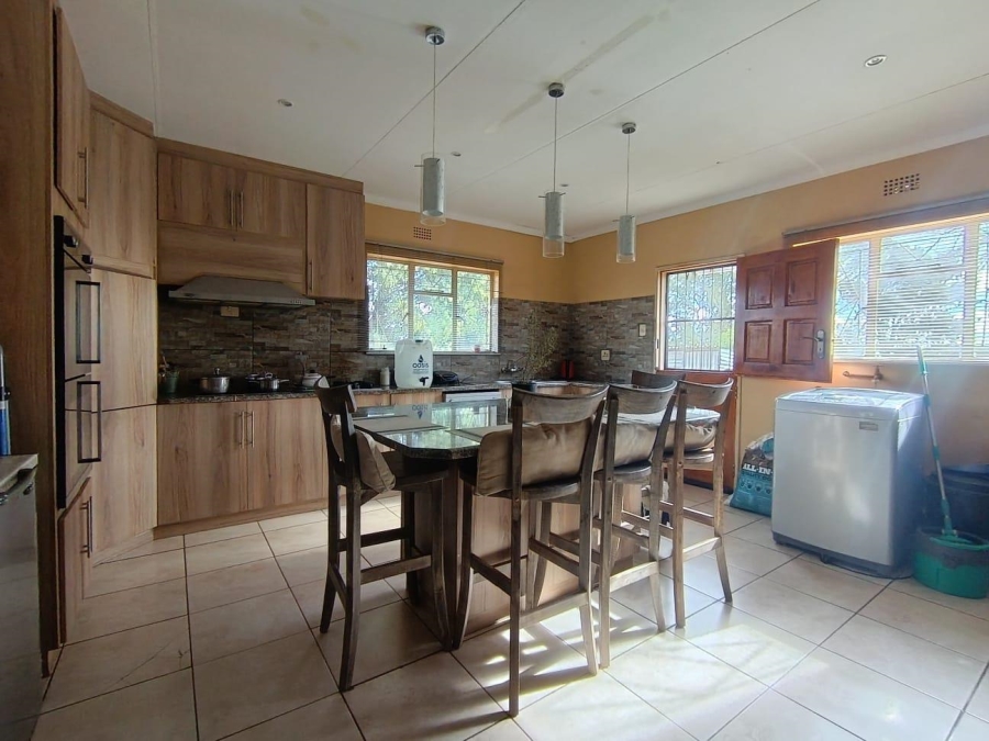 4 Bedroom Property for Sale in Lakeview Free State